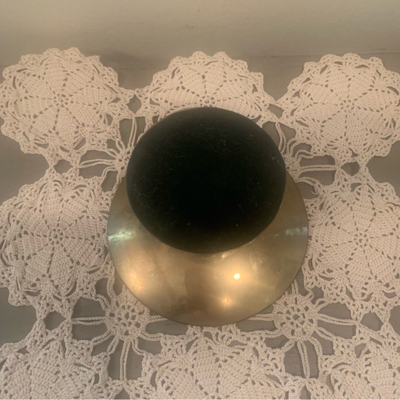 VTG Brass Hammered Pillar Candle Holder - Picture 5 of 5